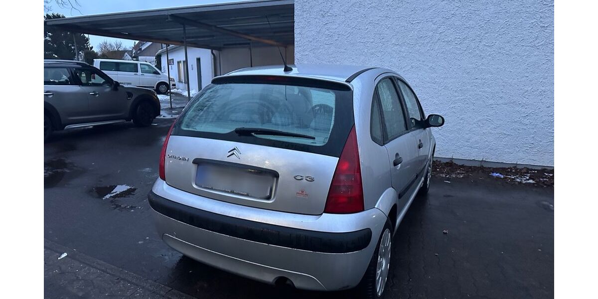 Citroen C3 97.000 km 2.000 &euro; Lemgo 32657