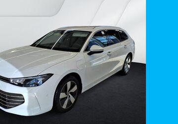VW Passat Variant 23.141 km 37.385 &euro; Gütersloh 33334