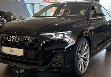 Audi Q8 7.900 km 111.690 &euro; Bielefeld 33609