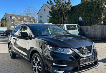 Nissan Qashqai 72.000 km 14.700 &euro; Bielefeld 33647