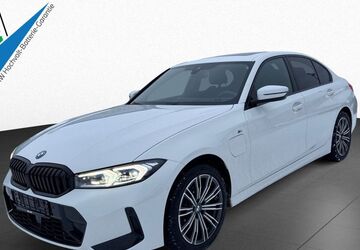 BMW 330 33.030 km 43.290 &euro; Herford 32051