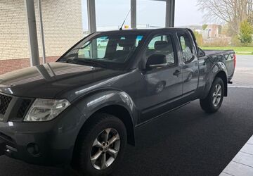 Nissan Navara 221.000 km 9.499 &euro; Bad Salzuflen 32107