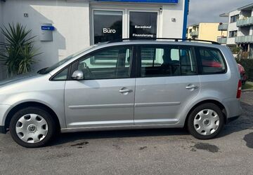 VW Touran 177.700 km 3.849 &euro; Gütersloh 33330