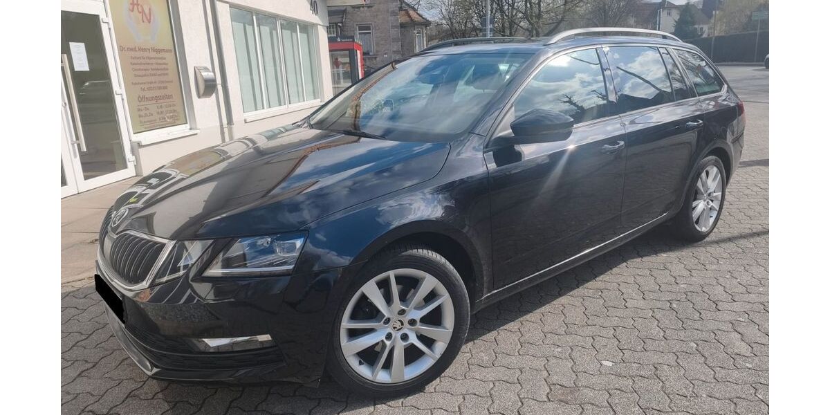 Skoda Octavia 127.000 km 16.400 &euro; Detmold 32760