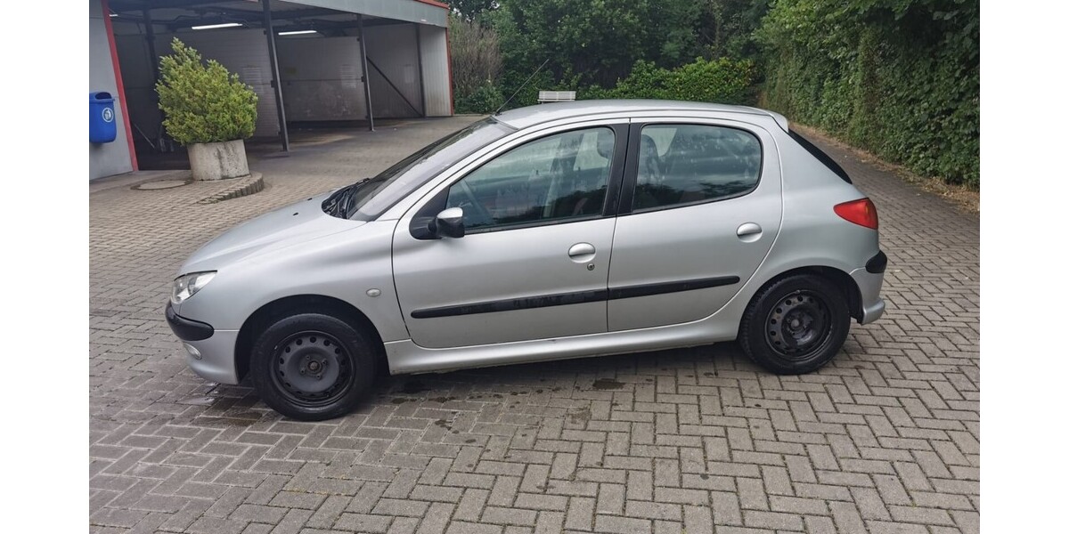 Peugeot 206 14.000 km 1.400 &euro; Herford 32052