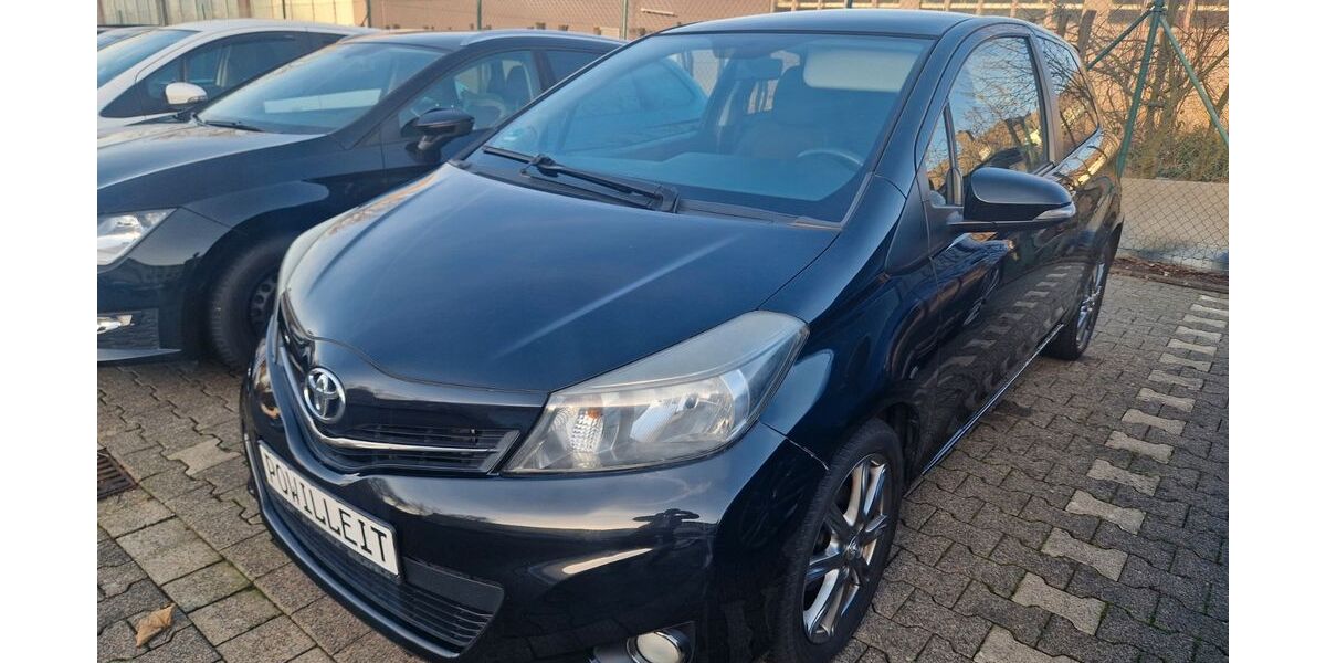 Toyota Yaris 192.000 km 4.980 &euro; Bielefeld 33609