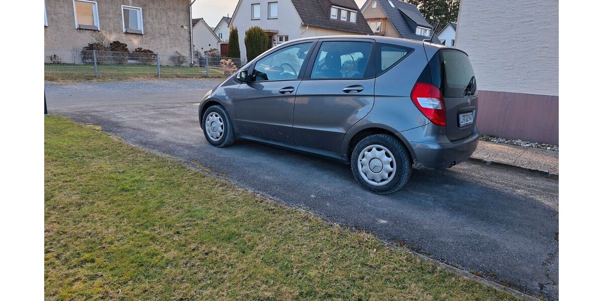 Mercedes-Benz A 160 379.700 km 900 &euro; Lage 32791