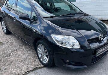 Toyota Auris 141.160 km 5.450 &euro; Bielefeld 33617