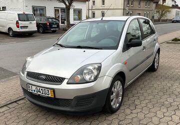 Ford Fiesta 92.000 km 2.550 &euro; Lemgo 32657