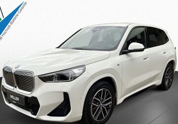 BMW iX1 17.700 km 46.850 &euro; Detmold 32758