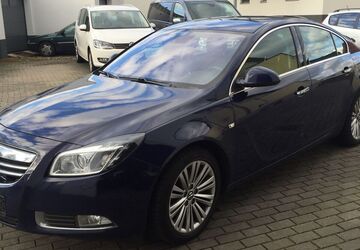 Opel Insignia 193.000 km 8.999 &euro; Bielefeld 33613