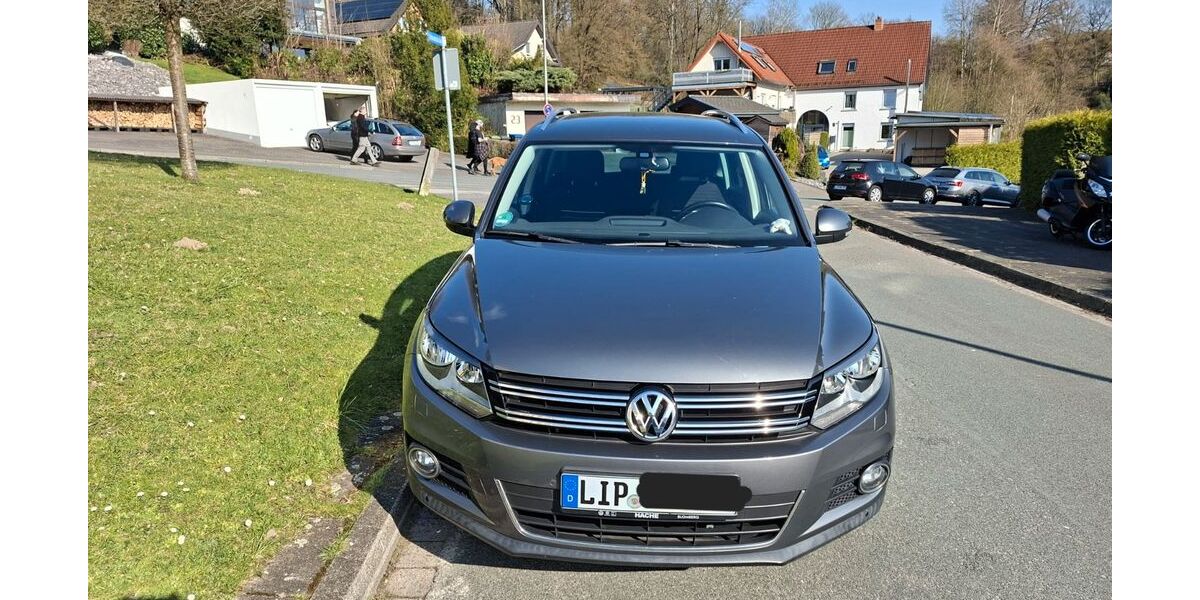 VW Tiguan 158.000 km 13.600 &euro; Detmold 32758