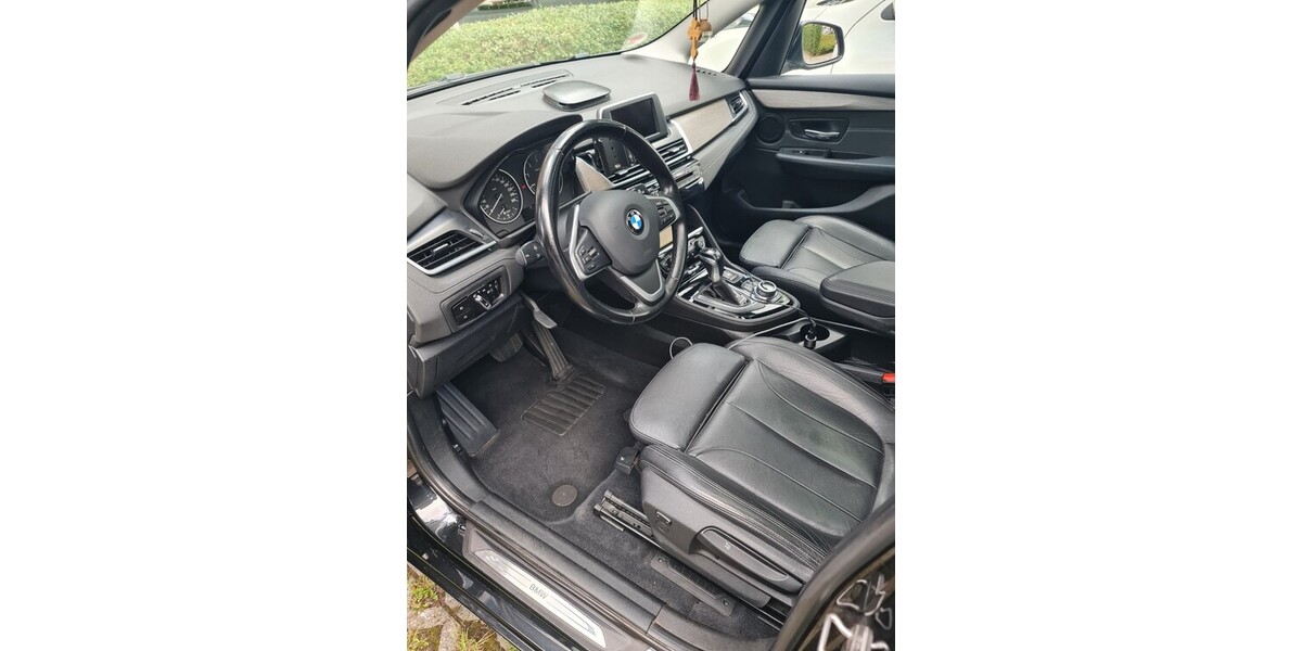BMW 216 211.000 km 11.000 &euro; Gütersloh 33330