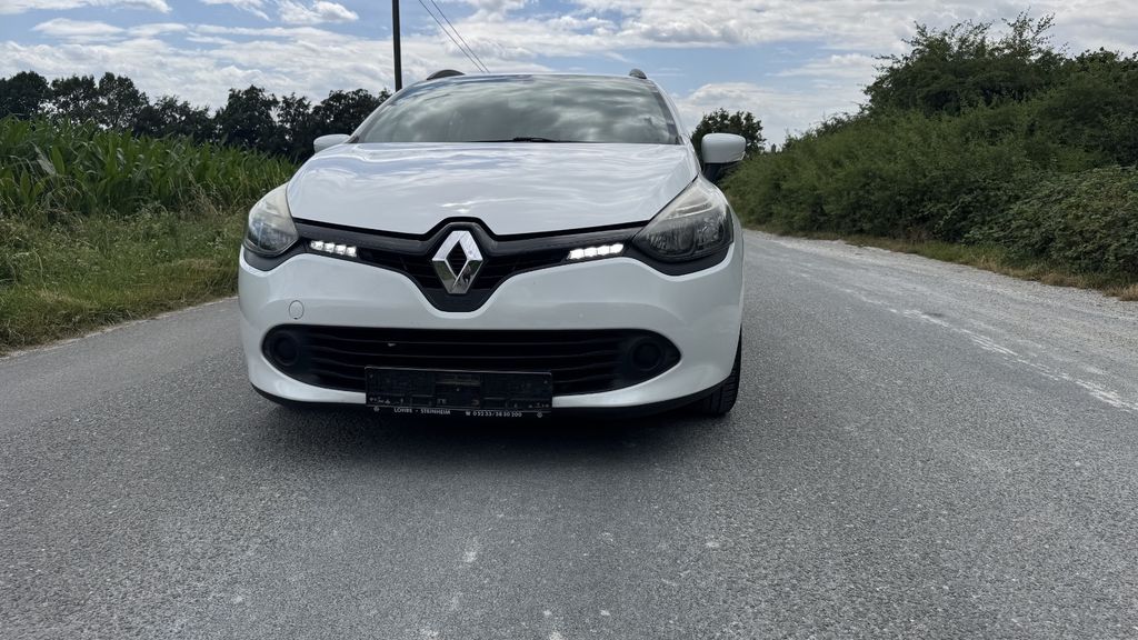 Renault Clio 186.000 km 3.599 &euro; Bielefeld 33602