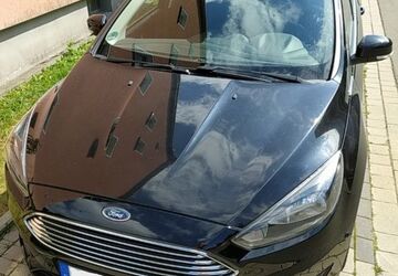 Ford Focus 113.895 km 7.900 &euro; Lemgo 32657