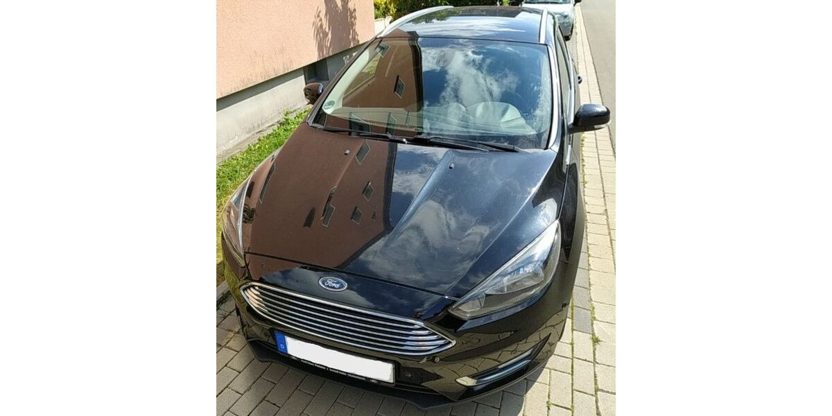 Ford Focus 113.895 km 7.900 &euro; Lemgo 32657