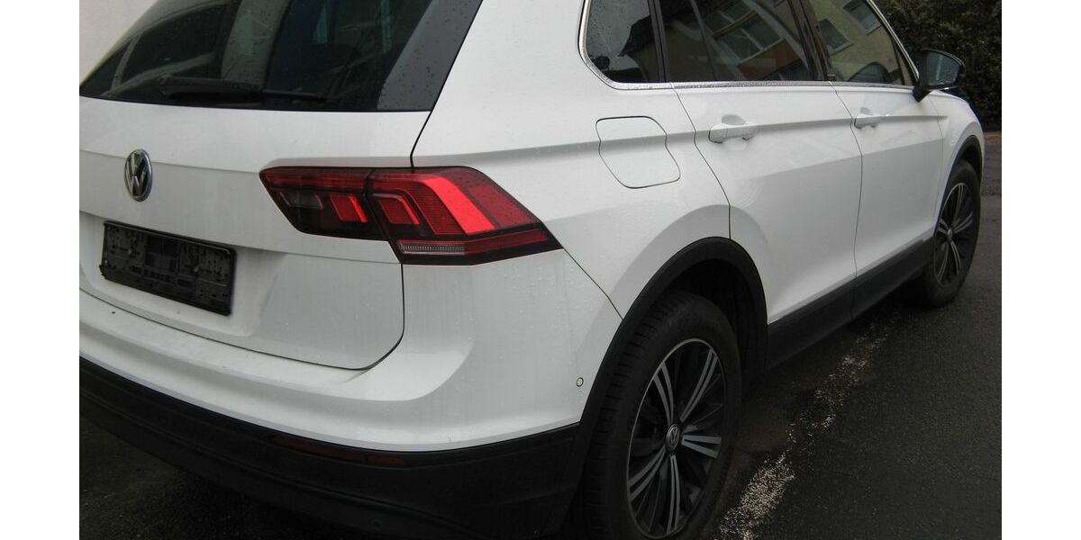VW Tiguan 160.000 km 17.700 &euro; Bielefeld 33613