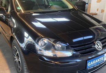 VW Golf 157.000 km 2.999 &euro; Lemgo 32657