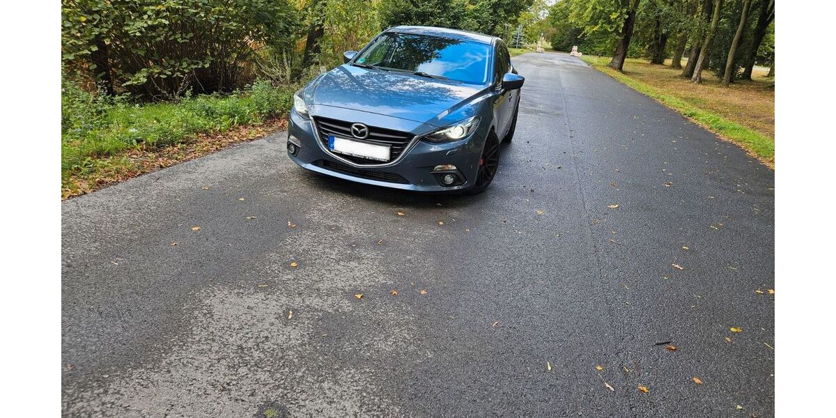 Mazda 3 105.063 km 10.750 &euro; Dissen a.T.W 49201