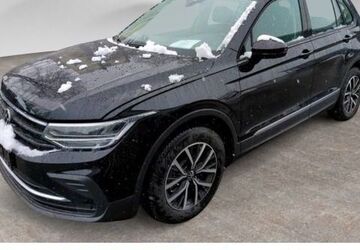 VW Tiguan 64.932 km 27.590 &euro; Lemgo 32657