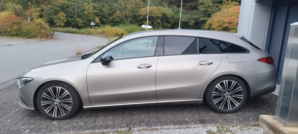 Mercedes-Benz CLA 200 Shooting Brake 123.352 km 26.000 &euro; Bielefeld 33649