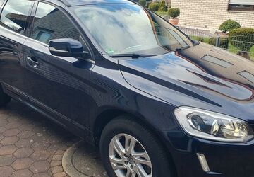 Volvo XC60 98.297 km 17.950 &euro; Lage 32791