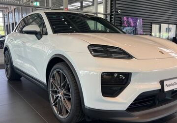 Porsche Macan 9.800 km 89.900 &euro; Bielefeld 33719