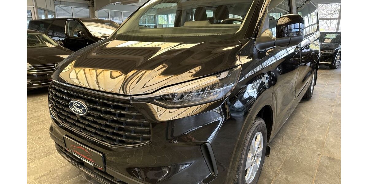 Ford Tourneo Custom 19.200 km 36.999 &euro; Versmold 33775