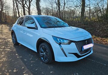 Peugeot 208 43.000 km 14.990 &euro; Bielefeld 33659