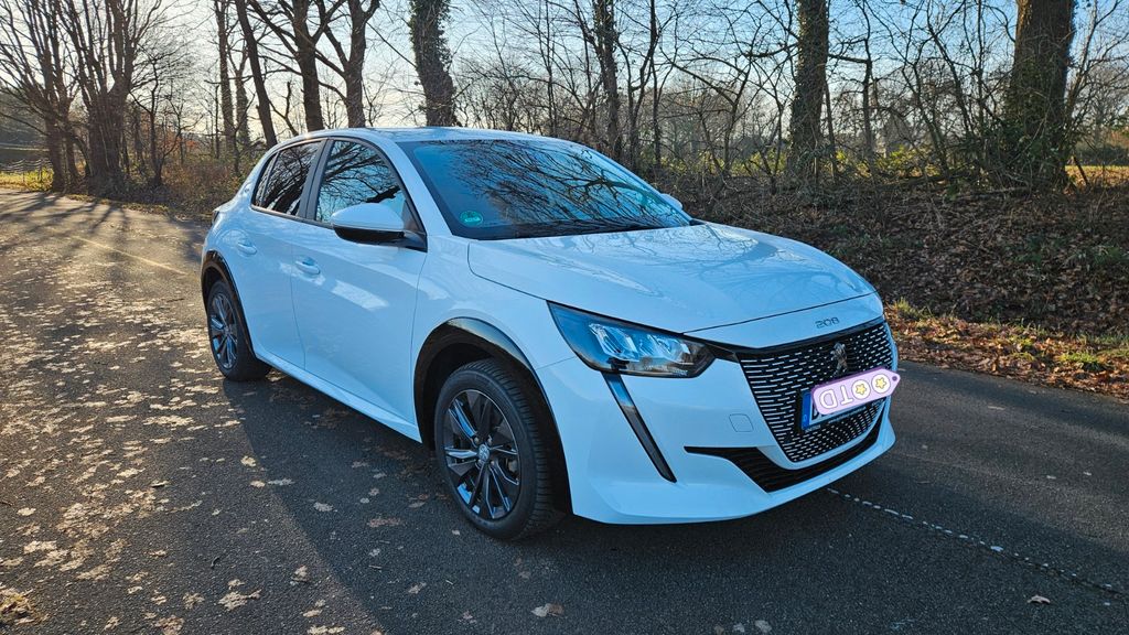 Peugeot 208 43.000 km 14.990 &euro; Bielefeld 33659