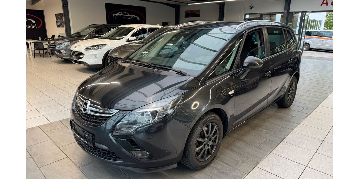 Opel Zafira Tourer 134.000 km 7.900 &euro; Detmold 32758
