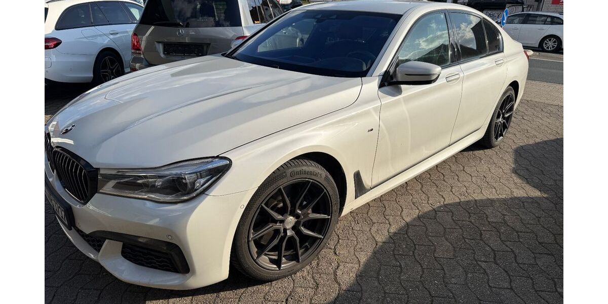 BMW 750 183.000 km 29.500 &euro; Bielefeld 33699
