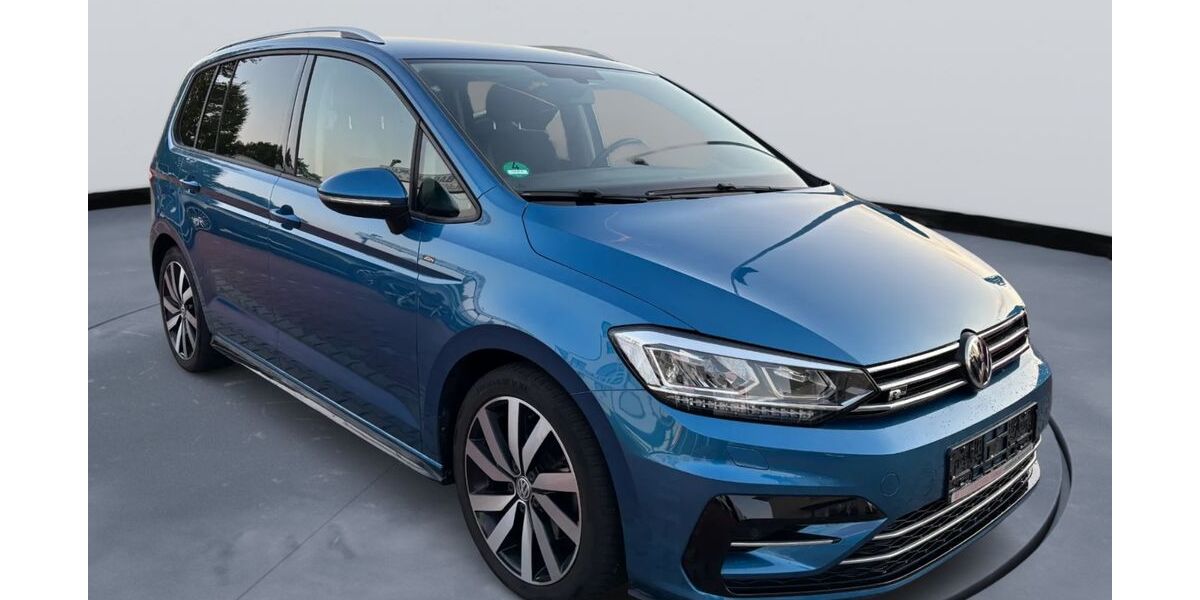 VW Touran 136.000 km 18.990 &euro; Bielefeld 33609