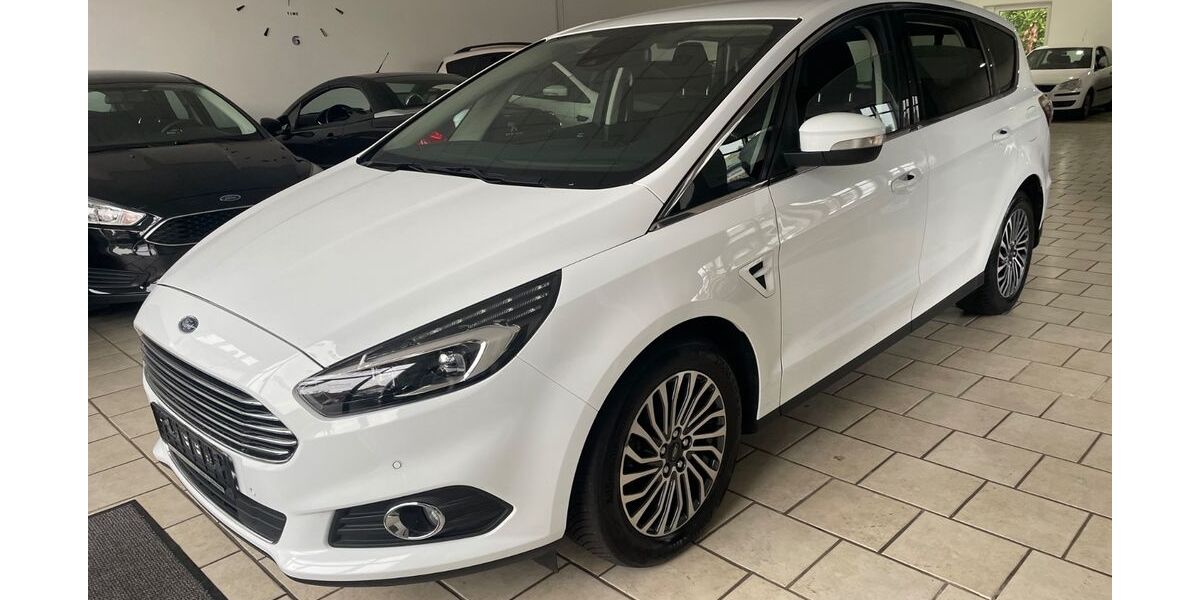 Ford S-Max 152.000 km 14.650 &euro; Detmold 32756
