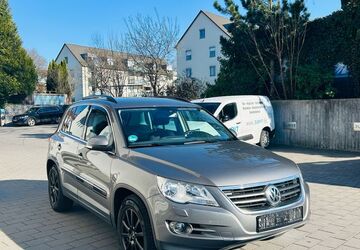 VW Tiguan 215.000 km 7.500 &euro; Bielefeld 33647
