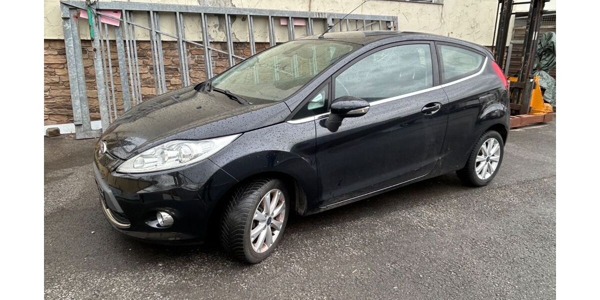 Ford Fiesta 175.700 km 2.400 &euro; Gütersloh 33334