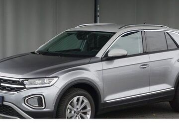 VW T-Roc 6.871 km 32.890 &euro; Bielefeld 33689