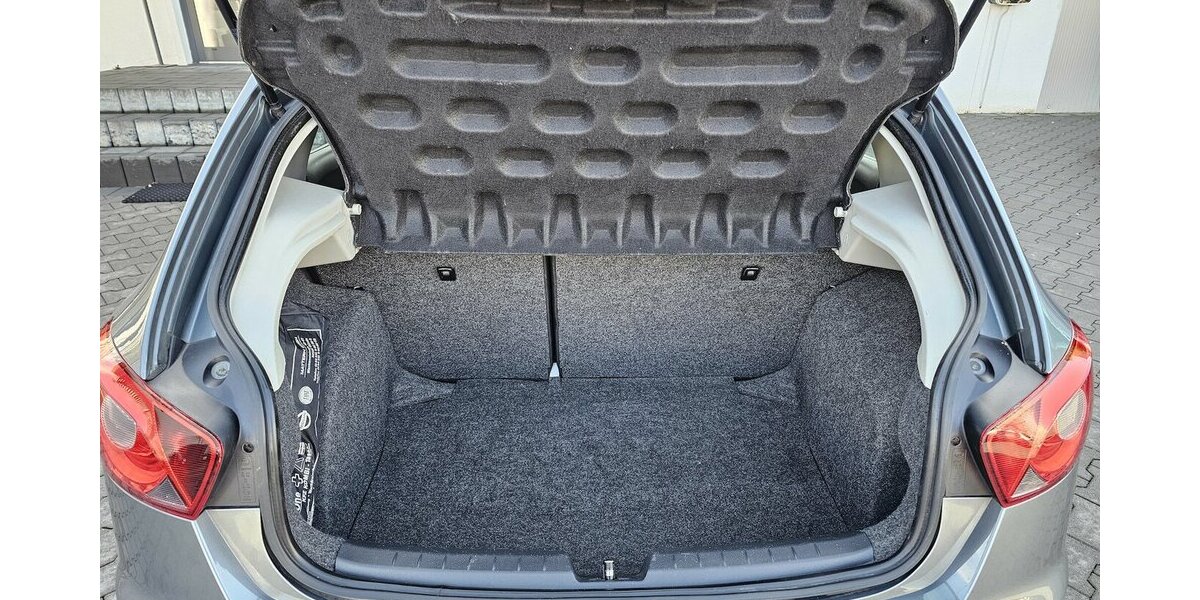 Seat Ibiza Style Salsa NAVI KLIMA 170.435 km 3.990 &euro; Löhne 32584