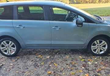 Peugeot 5008 99.850 km 6.800 &euro; Bielefeld 33605