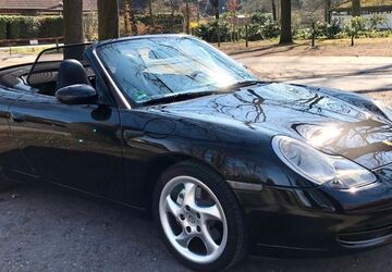 Porsche 996 234.000 km 22.500 &euro; Bielefeld 33689