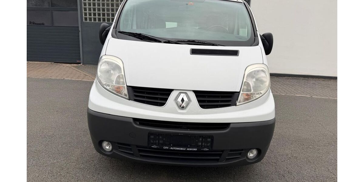 Renault Trafic 81.000 km 15.000 &euro; Herford 32051