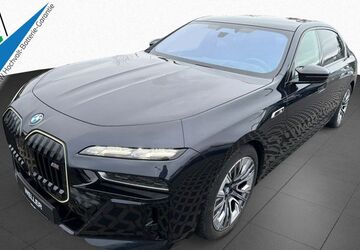 BMW i7 12.324 km 101.950 &euro; Bad Salzuflen 32108