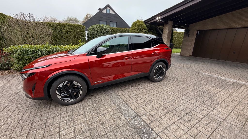 Nissan Qashqai 24.910 km 33.490 &euro; Kirchlengern 32278