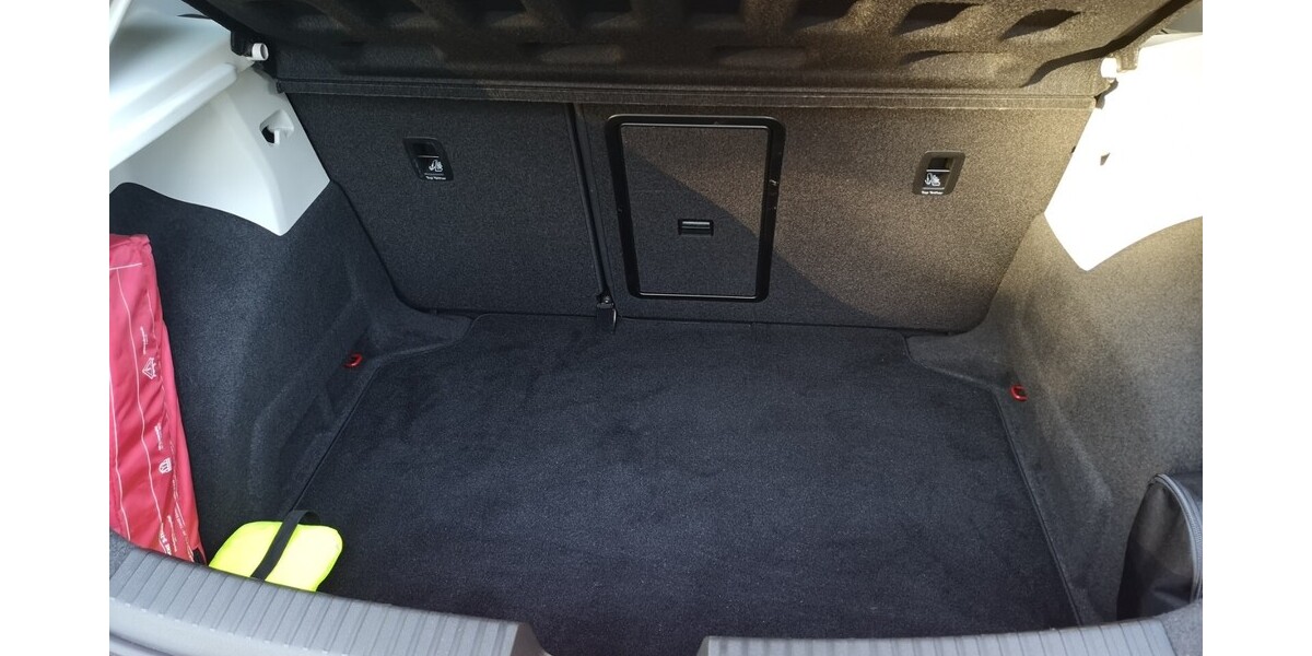 Seat Leon 97.100 km 14.800 &euro; Halle 33790