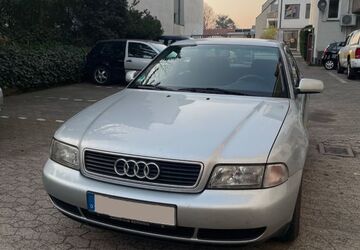 Audi A4 141.000 km 2.200 &euro; Bielefeld 33613