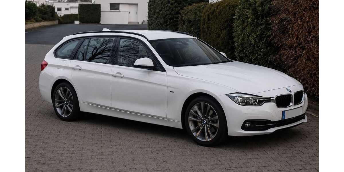 BMW 330 188.000 km 15.700 &euro; Bielefeld 33615