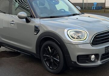 Mini Cooper D 89.350 km 19.890 &euro; Gütersloh 33330