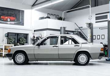 Mercedes-Benz 190 101.000 km 12.900 &euro; Rheda-Wiedenbrück 33378