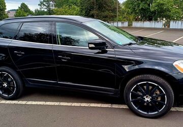 Volvo XC60 221.142 km 8.900 &euro; Bielefeld 33689