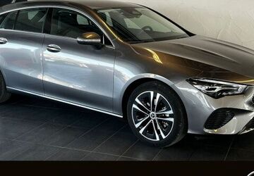 Mercedes-Benz CLA 180 Shooting Brake 5.053 km 29.950 &euro; Halle 33790